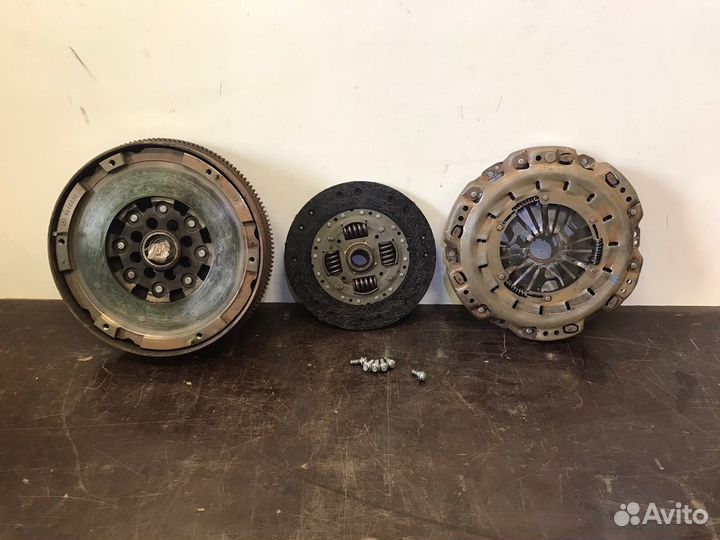 Двухмассовый маховик для Мерседес W203