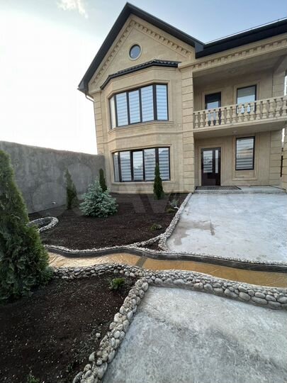 Дом 300 м² на участке 5 сот.