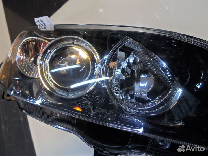 Фара правая Mazda3 новая