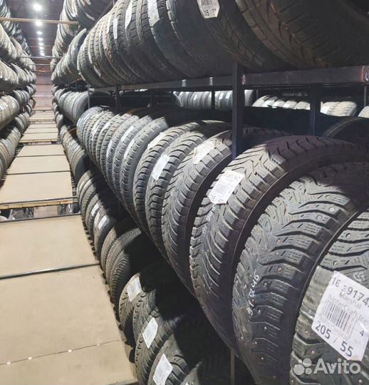 Goodyear Vector 4Seasons 205/50 R17 89Y