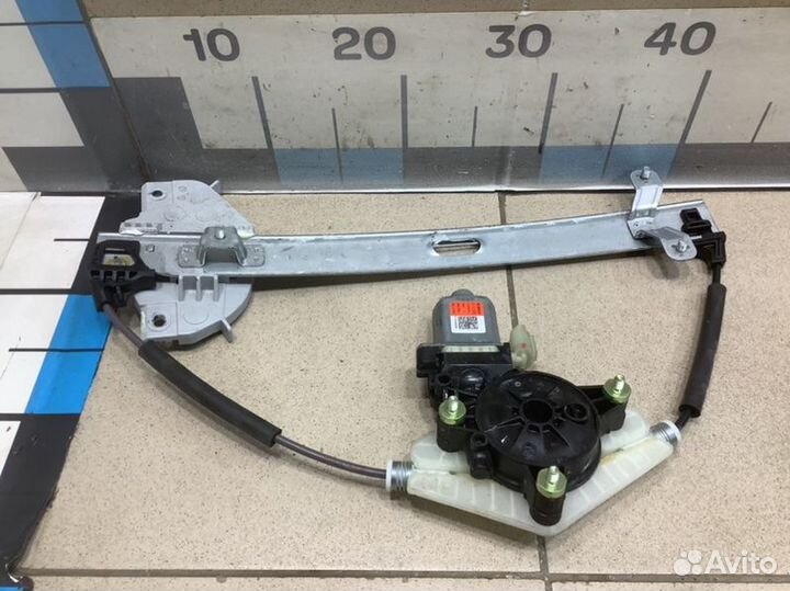 Стеклоподъемник электрический задний правый Kia