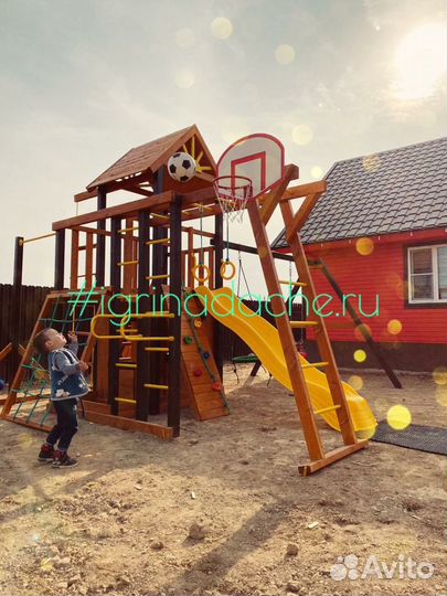 Детская деревянная площадка для дачи