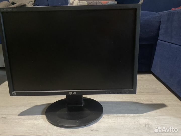 Монитор LG E2210S - BNW