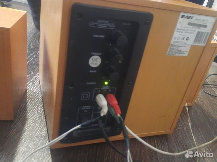 Акустические колонки sven