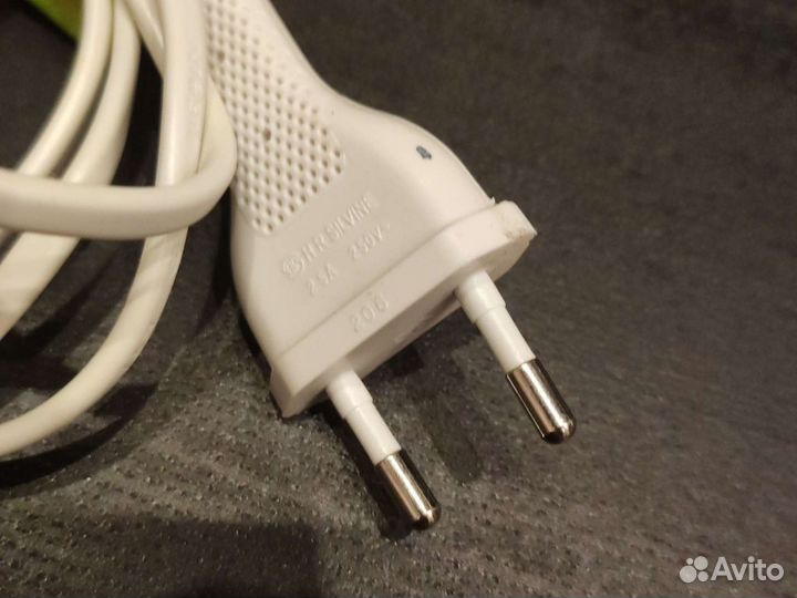 Зарядное устройство для зубной щетки Braun