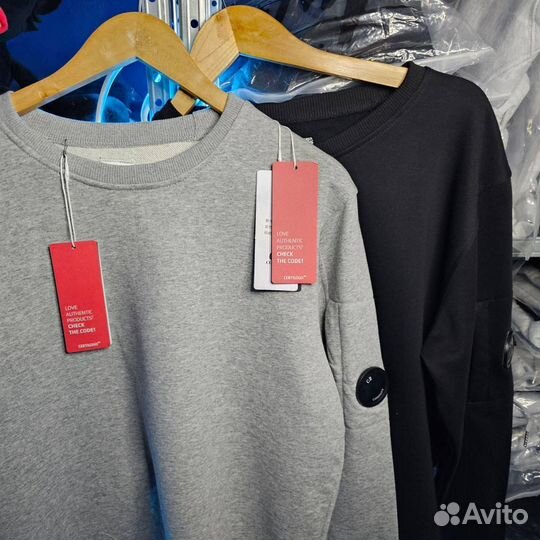 Cp company свитшот