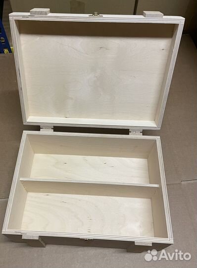 Коробка из дерева