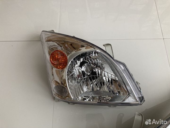Фара (комплект) Toyota Land Cruiser Prado 120