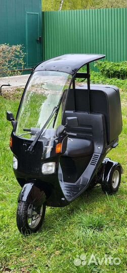 Скутер Honda Gyro Canopy PGM-FI