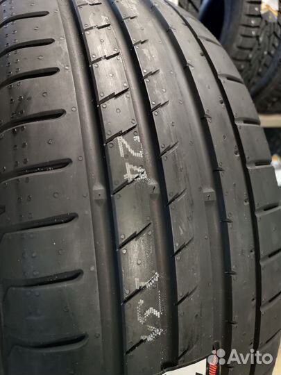 Yokohama Advan Sport V107 235/50 R19