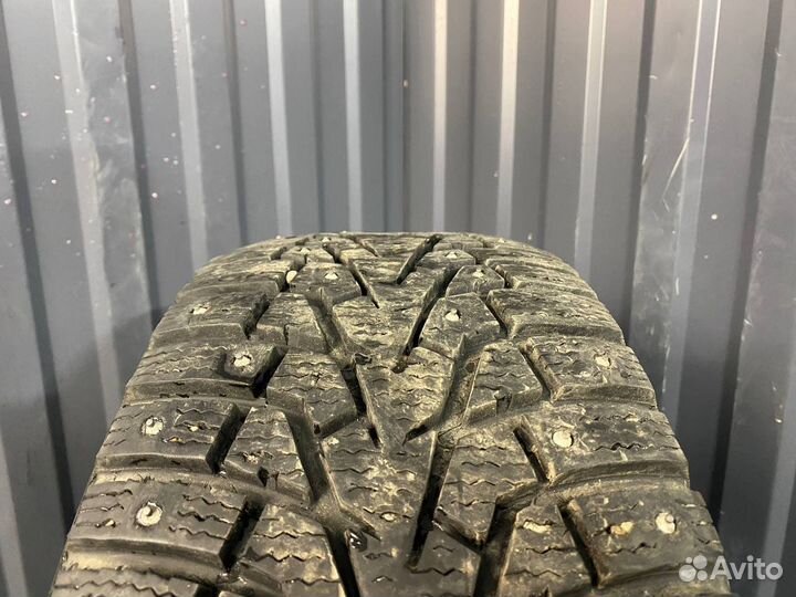 Maxxis ArcticTrekker NP3 205/55 R16 94T