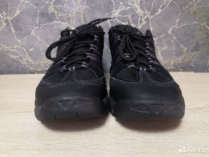 Кроссовки Adidas