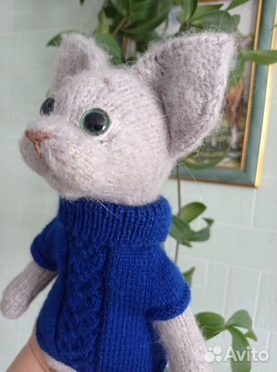 Кот вязаный спицами