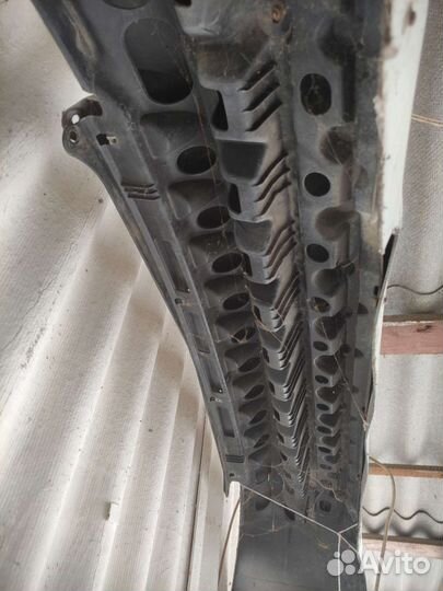 Задний бампер priora 1