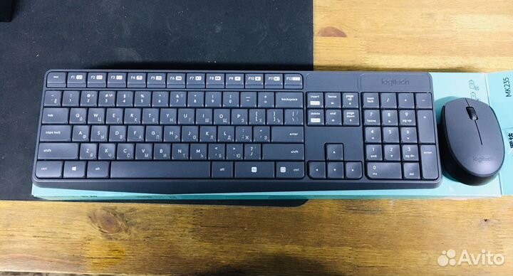 Клавиатура и мышь Logitech MK235