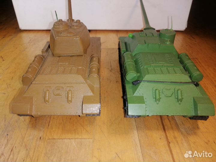 Модели военной техники СССР Т34, су100