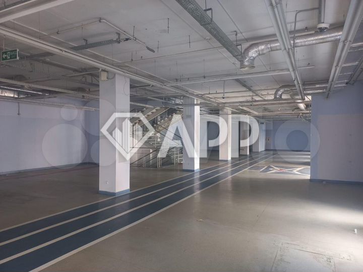 Сдаю торговое помещение, 500 м²