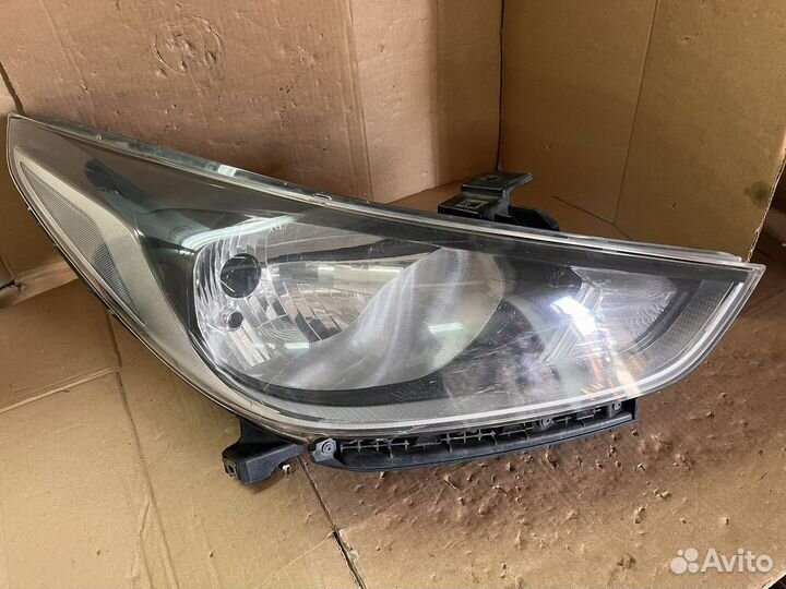Фара правая Hyundai Solaris 2 17-20г