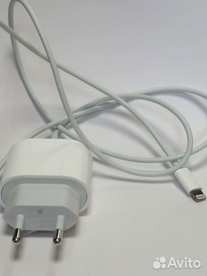 Зарядное устройство на iPhone