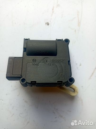 Электропривод заслонки печки Audi A8 D3/4E