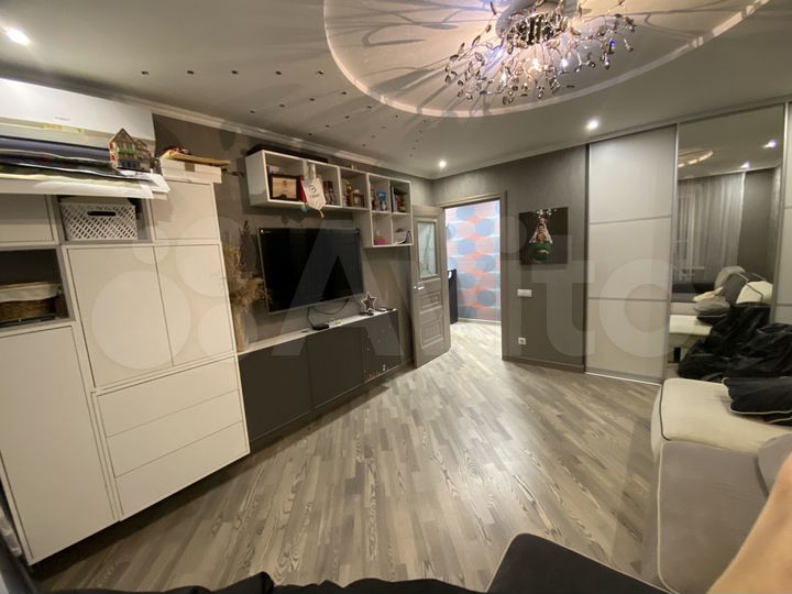 2-к. квартира, 60 м², 7/10 эт.