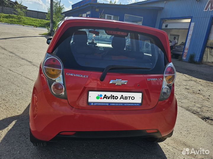 Chevrolet Spark 1.0 AT, 2011, 80 000 км