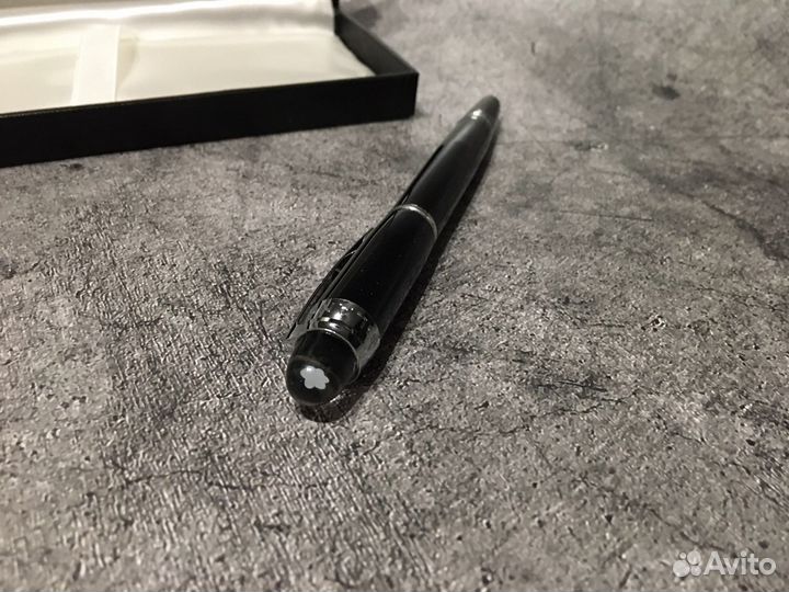 Montblanc ручка