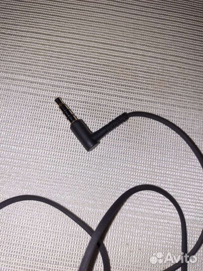 Наушники с микрофоном