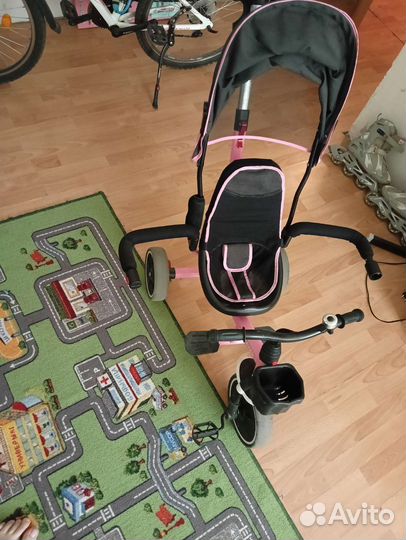 Трехколесный велосипед