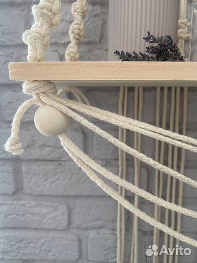 Полка настенная деревянная макраме