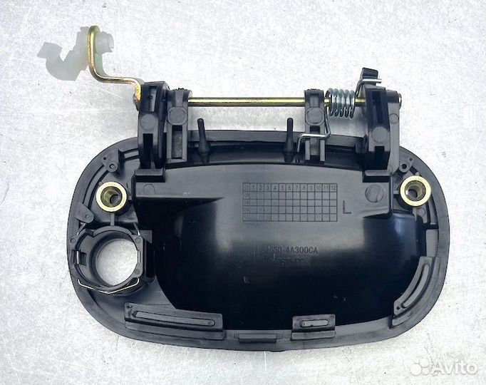 Хендай H-200 Ручка двери левой (наружная)