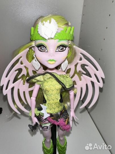 Кукла monster high Бэтси Кларо