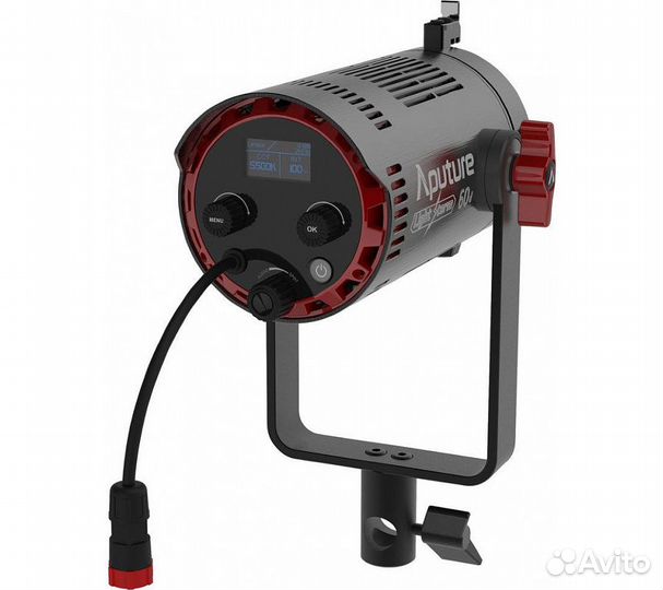 Светодиодный осветитель Aputure Amaran COB 60D 550