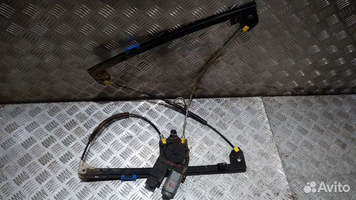 Стеклоподъемник Laguna (01-08) электро пер L б\у