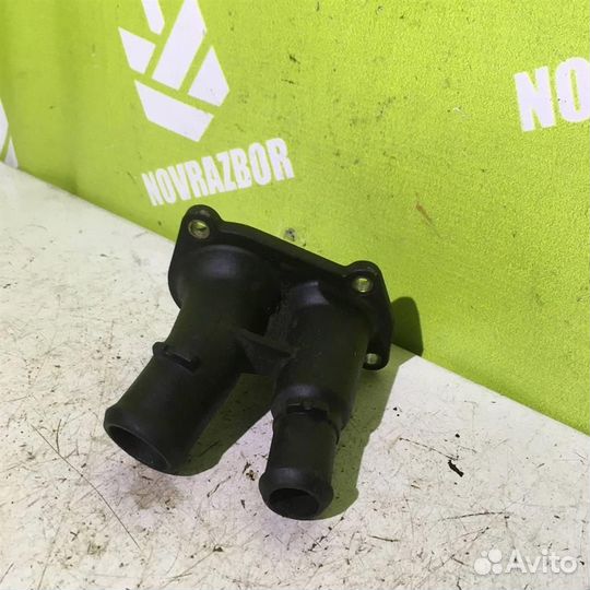 Крышка термостата Форд Фокус 1