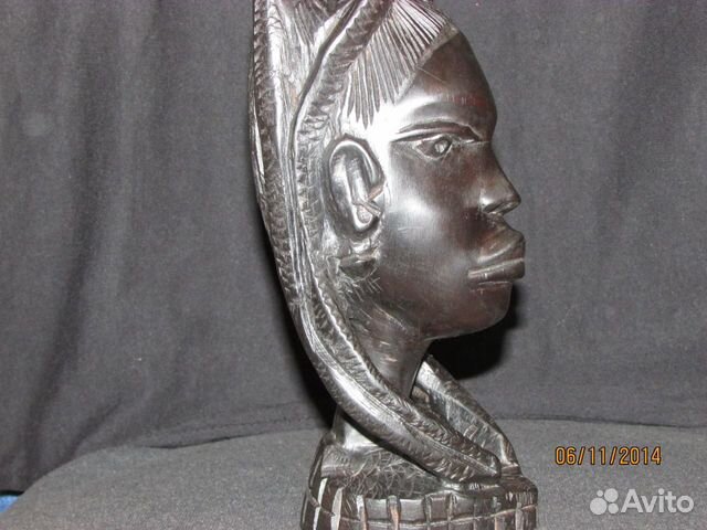 Африканская статуэтка