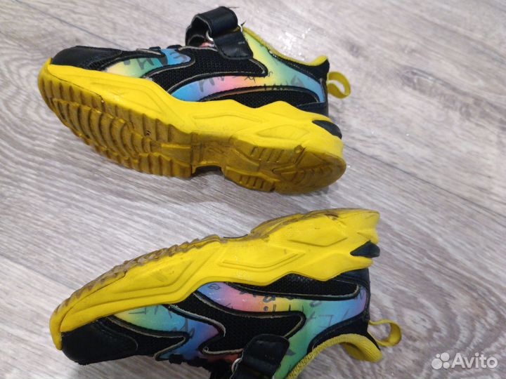 Кроссовки для мальчика blessbox