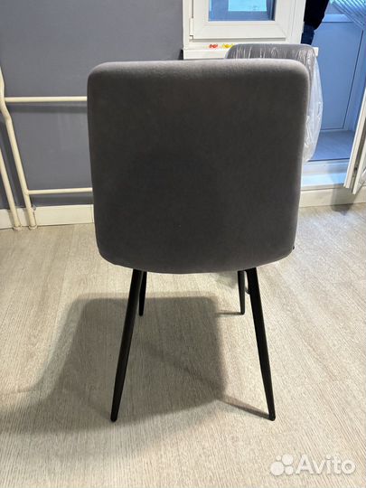 Кухонные стулья 4 шт б/у