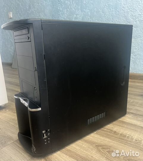 Компьютер системный блок