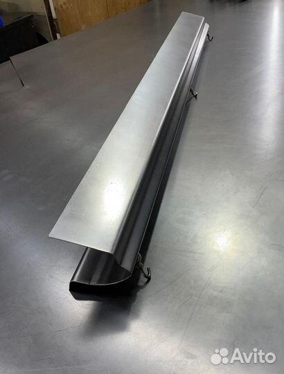 Порог под откат. дверь Hyundai Starex H-1 рест дор