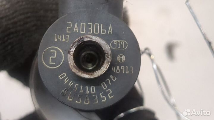 Форсунка топливная Volvo V70