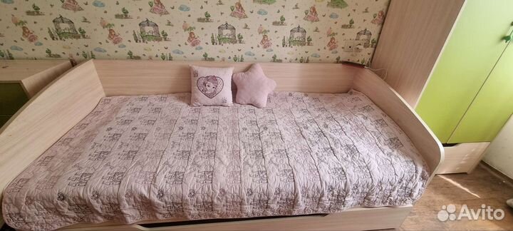 Покрывало с подушками на кровать для девочки