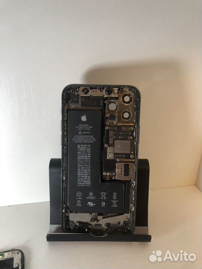 iPhone 11 Pro, 64 ГБ