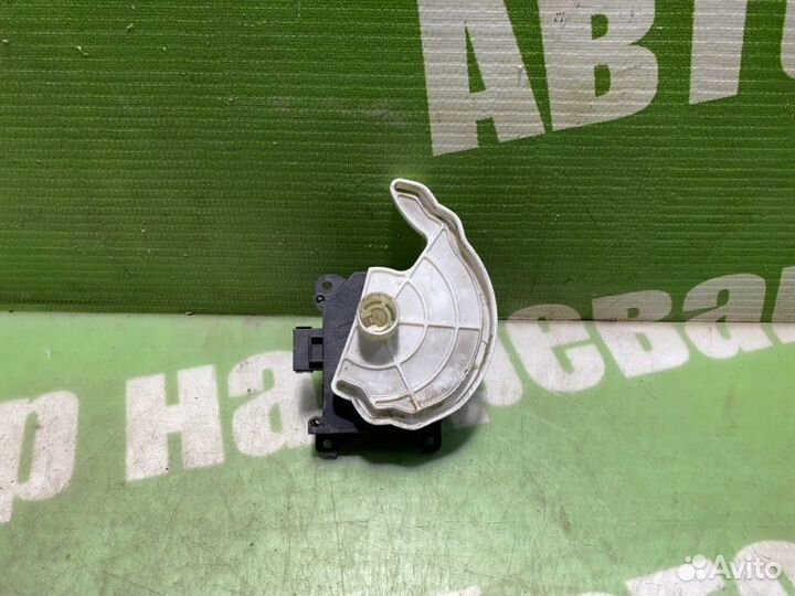 Сервопривод заслонок печки Mazda Mpv LY3P L3-VDT