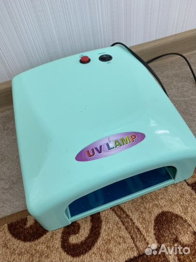 Лампа для ногтей