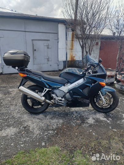 Honda vfr800. 1999г