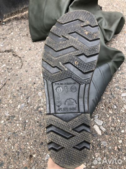 Резиновые сапоги для рыбалки