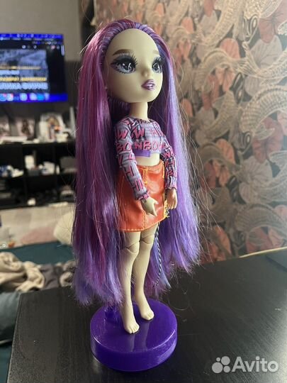 Кукла Rainbow High Emi Vanda