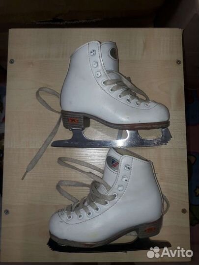Коньки фигурные riedell j11