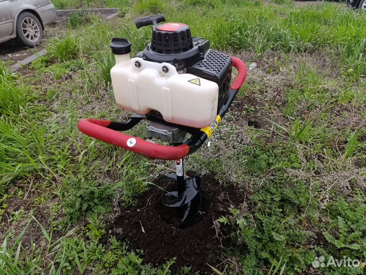 Аренда мотобура. Аренда ямобура